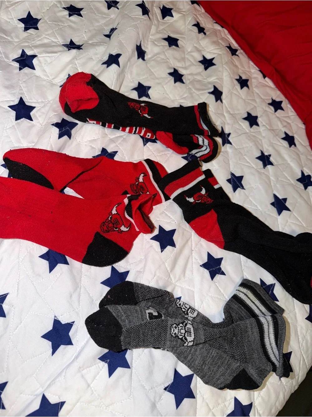 Men's Red and Gray Athletic Crew Socks - 4-Pack